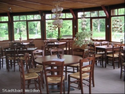 照片: Stadtbad Weiden